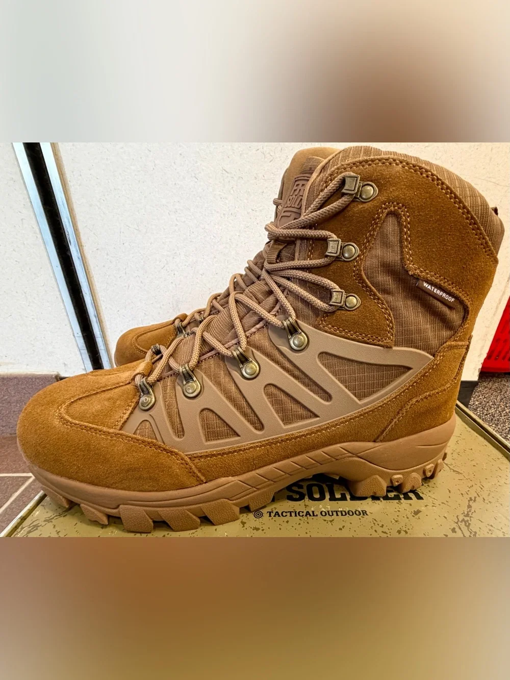FREE SOLDIER Men's Waterproof Tactical Boots in Brown